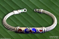 Wholesale silver bracelets & necklaces, manufacturer artisans, wholesale direct from Thailand