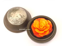 Wholesale carved soap flowers in nickel embossed mango wood containers - Manufacturer artisans, wholesale direct from Thailand